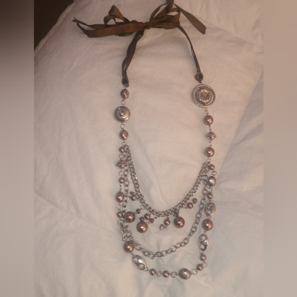Beautiful & Unique fashion necklace